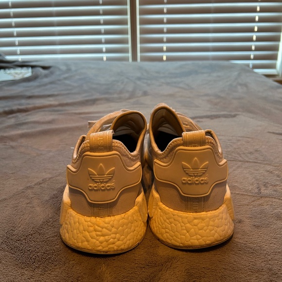 Adidas NMD Triple White Size 9 - Picture 4 of 5